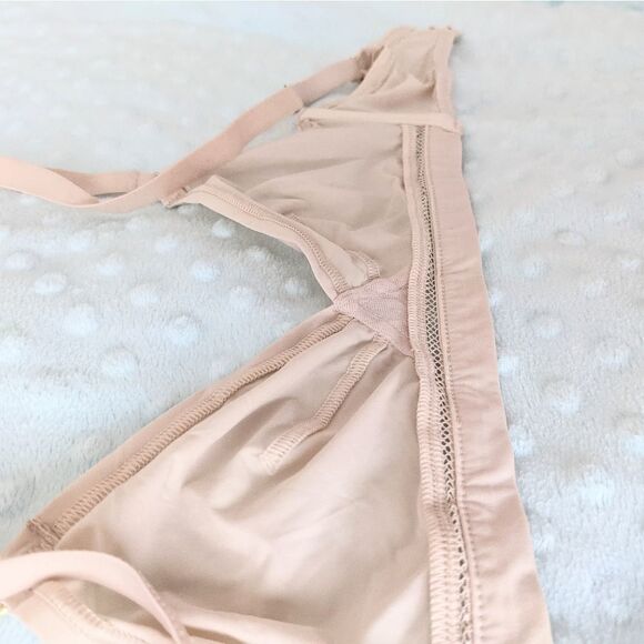 ARITZIA BABATON triangle nude bralette bra size XS B023 - Picture 3 of 11